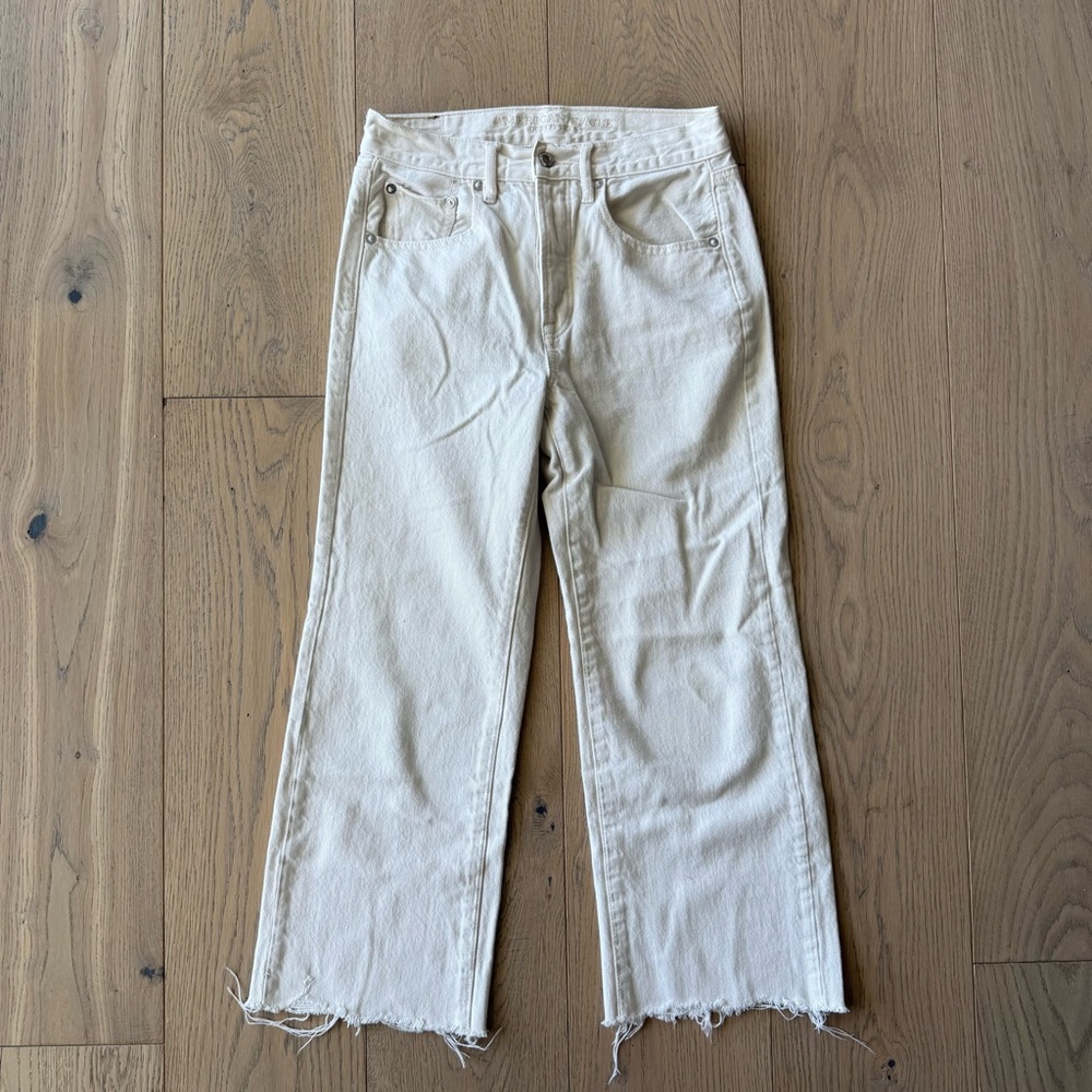 Women's American Eagle Cream wide leg crop Jeans
